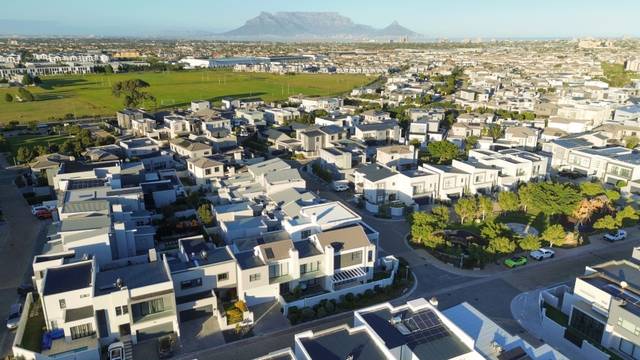 4 Bedroom Property for Sale in Sagewood Western Cape